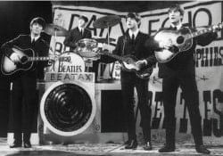 BEATLES-Postkarte TV SHOW "LATE SCENE" 25TH NOV 1963 BLACK & WHI